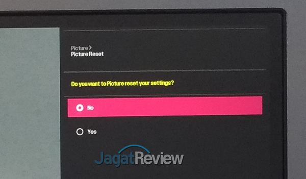 Hands-On Review Monitor: LG 27UK850 13 006 Picture Picture Reset