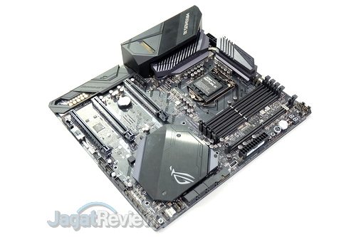 Hands-On Review ASUS ROG Maximus XI Extreme 2 ASUS ROG Maximus XI Extreme 05