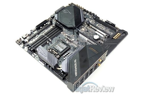 Hands-On Review ASUS ROG Maximus XI Extreme 3 ASUS ROG Maximus XI Extreme 07