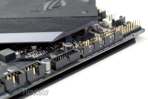 Hands-On Review ASUS ROG Maximus XI Extreme 5 ASUS ROG Maximus XI Extreme 12