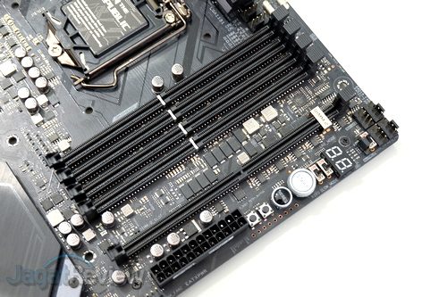 Hands-On Review ASUS ROG Maximus XI Extreme 3 ASUS ROG Maximus XI Extreme 17