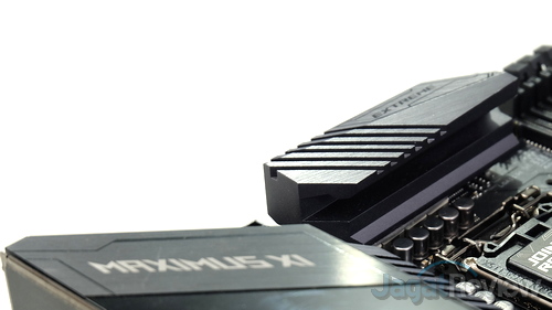 ASUS ROG Maximus XI Extreme 28