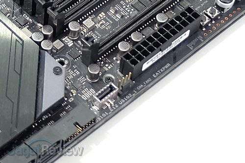 Hands-On Review ASUS ROG Maximus XI Extreme 6 ASUS ROG Maximus XI Extreme 33