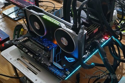 Hands-On Review ASUS ROG Maximus XI Extreme 9 ASUS ROG Maximus XI Extreme 41