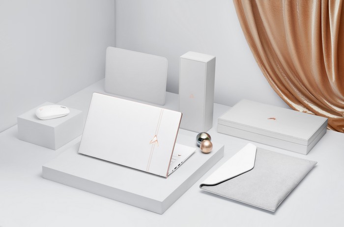 30 Tahun ASUS: Hadirkan Produk Unik dan Fenomenal 2 ASUS ZenBook Edition 30 Full Set of Accessoy