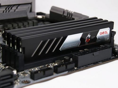 GeIL Luncurkan Memori Phantom Gaming 11 EVO Spear Phantom Gaming Edition