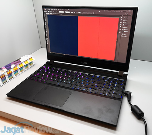 Computex 2019: Gigabyte Rilis Laptop Content Creator dengan Layar 4K OLED 2 Gigabyte Aero 15 Computex 2019 Launch 02