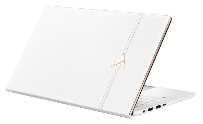 30 Tahun ASUS: Hadirkan Produk Unik dan Fenomenal 4 ZenBook Edition 30 Genuine leather lid cover