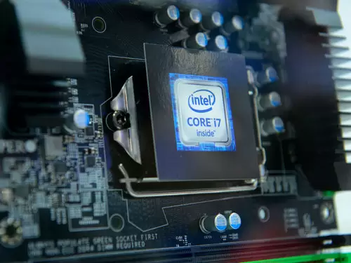 Bug Sejenis Spectre Ditemukan Pada Prosesor Intel 6 dims