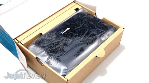 Hands-On Review D-Link DWR-921 2 D Link DWR 921 02