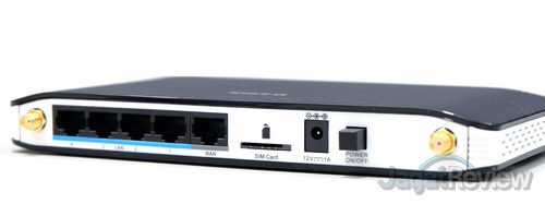 Hands-On Review D-Link DWR-921 8 D Link DWR 921 08