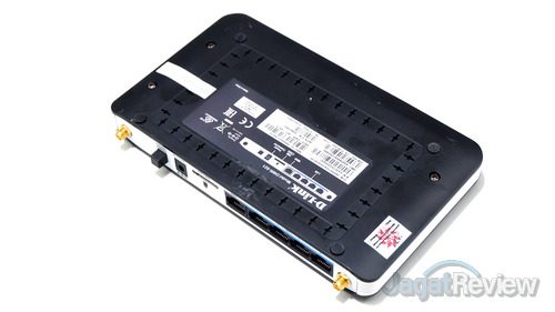 Hands-On Review D-Link DWR-921 11 D Link DWR 921 11