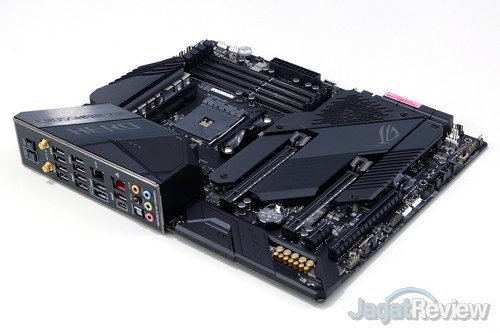 Hands-On Motherboard ASUS Crosshair VIII Hero (Wi-Fi) 11 ASUS ROG Crosshair VIII Hero WiFi 19