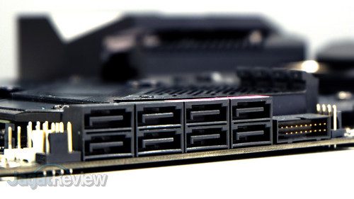 Hands-On Motherboard ASUS Crosshair VIII Hero (Wi-Fi) 5 ASUS ROG Crosshair VIII Hero WiFi 27
