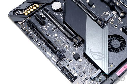 Hands-On Motherboard ASUS Crosshair VIII Hero (Wi-Fi) 4 ASUS ROG Crosshair VIII Hero WiFi 33