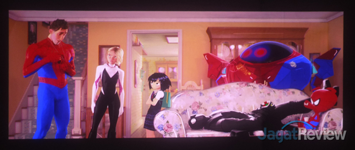 Hands-On Review Proyektor: Optoma ML750 11 Ruang Gelap 02