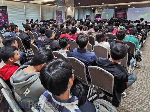 Jajaran Laptop ASUS ROG Terbaru Unjuk Kemampuan di ROG Community Gathering 2 ASUS ROG Gathering 03