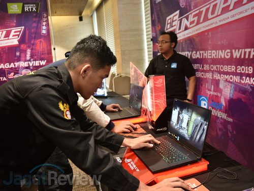 Jajaran Laptop ASUS ROG Terbaru Unjuk Kemampuan di ROG Community Gathering 8 ASUS ROG Gathering 06