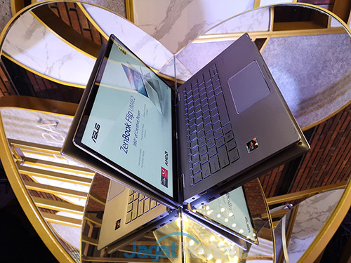 ASUS ZenBook Ryzen Launch 03