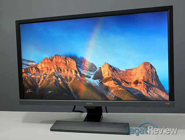 Hands-On Review Monitor 4K HDR: BenQ EL2870U Eye Care Monitor Gaming 1 DSCF8163
