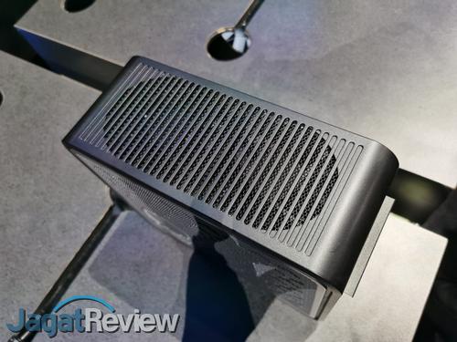 Intel NUC 9 Extreme Kit  4