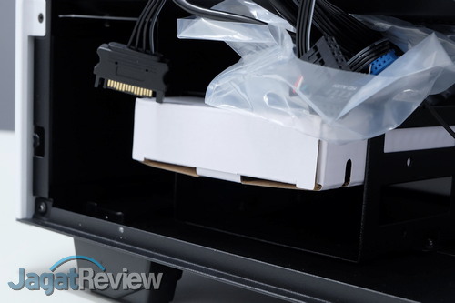 Hands-On Review Casing NZXT H510 Elite 1 DSCF9193R