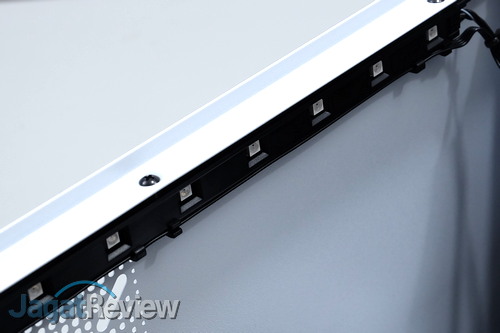Hands-On Review Casing NZXT H510 Elite 11 DSCF9236R