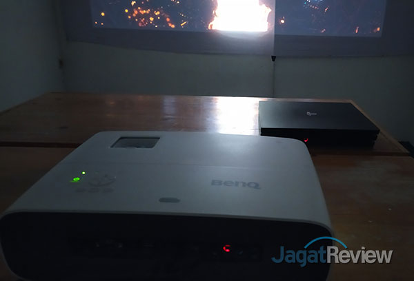 Hands-Ons Review Proyektor 4K Home Theater: BenQ W2700 6 IMG 20190906 193547