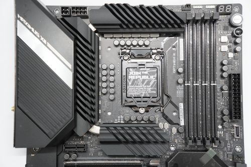Preview & Teardown Motherboard Intel Z490 : ASUS ROG Maximus XII HERO WI-FI 8 Maximus XII HERO DSC06085 HD