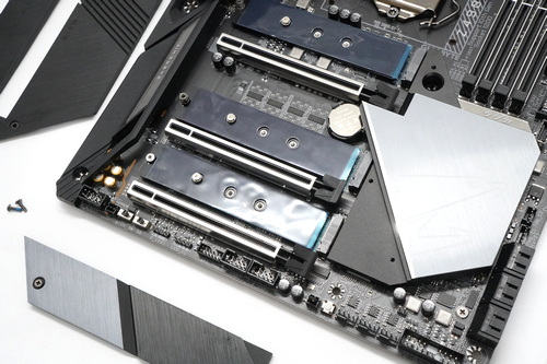 Preview & Teardown Motherboard Intel Z490: Gigabyte Z490 AORUS MASTER 12 Z490 AORUS MASTER DSC06121Bs