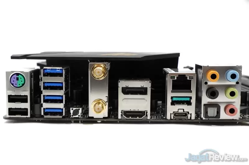 4 TUF B550M BACKPANEL