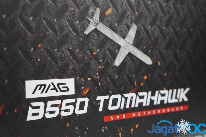 B550 TOMAHAWK DSC06408s