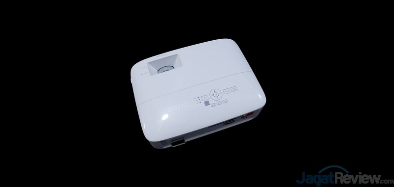 Review Proyektor BenQ MS550: Proyektor Serba Bisa yang Terang Banget 5 DSCF9532