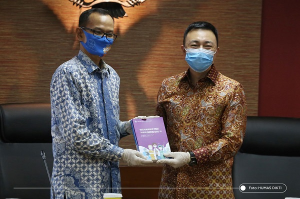 Direct Release: Huawei Indonesia Kolaborasi dengan Kementerian Pendidikan dan Kebudayaaan untuk Percepat Transformasi SDM Digital di Perguruan Tinggi 41 02 Penandatanganan MoU Kemdikbud Huawei Indonesia