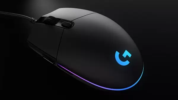 Logitech G102 LIGHTSYNC, Mouse Gaming Terjangkau dengan Sensor Presisi Tinggi 3 G102 LIGHTSYNC Black Top Angle