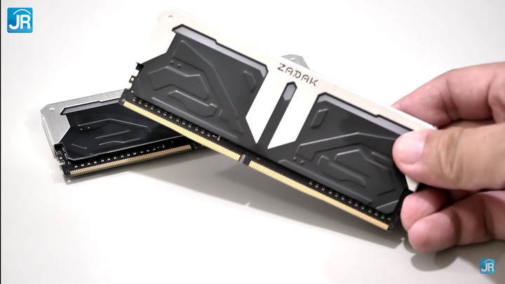 Review Zadak Spark RGB