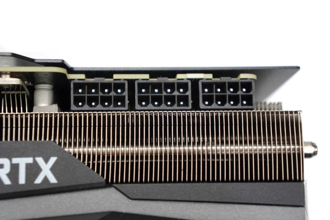 5 MSI RTX 3090 TRIO FOTO DSC00260