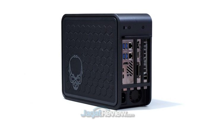 Review Intel NUC 9 Extreme Kit DSCF4261