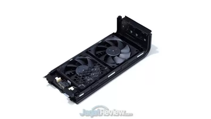 Review Intel NUC 9 Extreme Kit DSCF4284