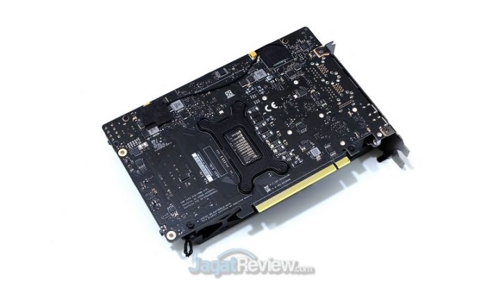 Review Intel NUC 9 Extreme Kit DSCF4330