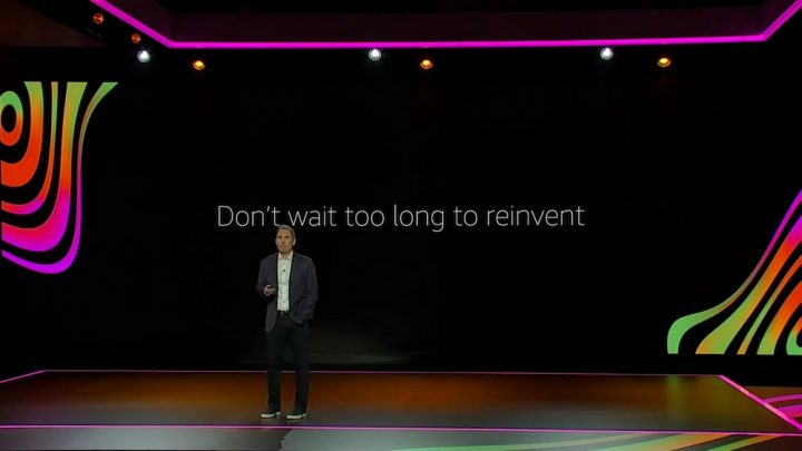 Cloud Bantu Perusahaan Kecil Bangun Kreasi Luar Biasa 4 AWS re:Invent 2020 - Andy Jassy