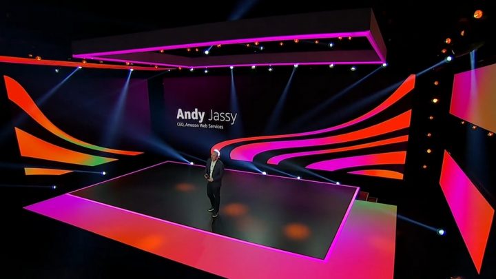 Cloud Makin Dibutuhkan: Inovasi AWS Makin Kencang 1 AWS reInvent 2020 Opening 01