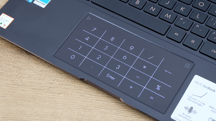 Review ASUS ZenBook Flip S (UX371) 11 Review ASUS ZenBook Flip S