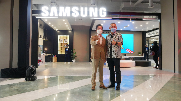 samsung Multi experience Store