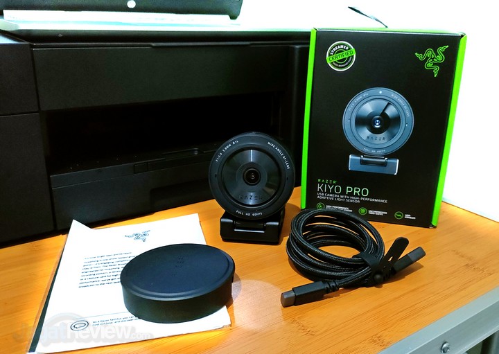 Review Razer Kiyo Pro: Praktis, Gambar Jernih! 9 Razer Kiyo Pro Review