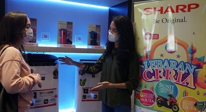 (Direct Release) Luncurkan Sharp Share Happiness (SSH) Upaya Sharp Indonesia Sebarkan Kebahagiaan Kepada Konsumen Setia 27 Program Sharp Share Happiness