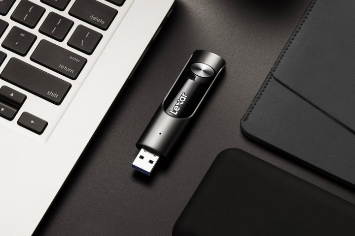 Lexar Luncurkan Flash Drive USB 3.2 Gen 1 Terbaru, Lexar JumpDrive P30 1 Lexar JumpDrive P30