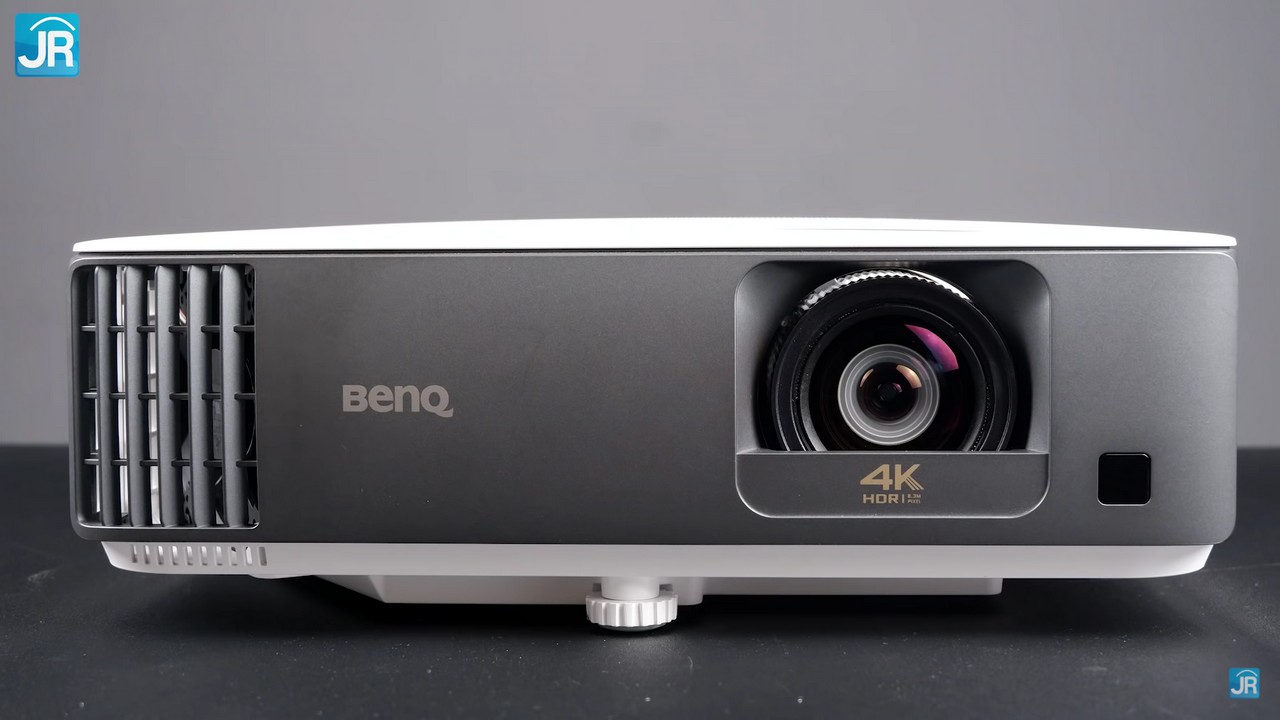 Review Proyekor Gaming 4K TK700STi BenQ + Android Dongle TV BenQ QS01 1 Review Proyekor BenQ 4K TK700STi