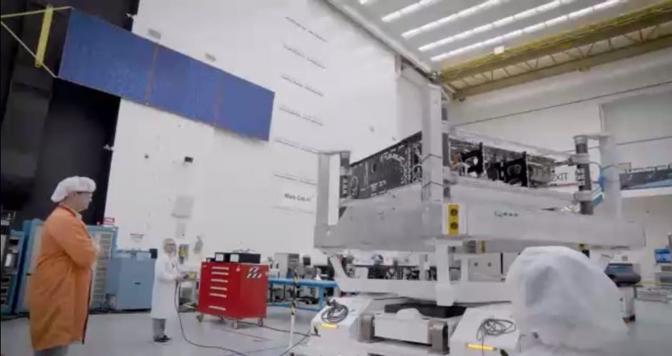 Di Fasilitas Boeing El Segundo, SES Perkenalkan Konstelasi NGSO Generasi Kedua 2 O3B SES
