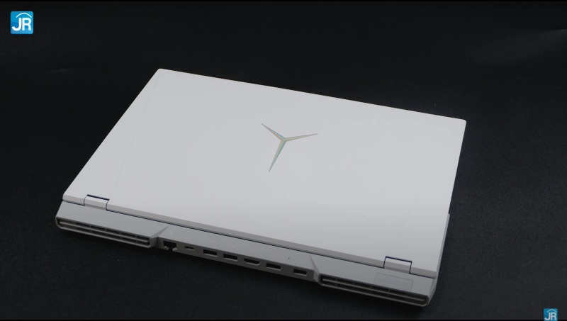 Review Lenovo Legion 5i Pro: Laptop Super Kencang & Lengkap untuk Gamer dan Content Creator 3 lenovo legion 5i pro desain dan spec 6